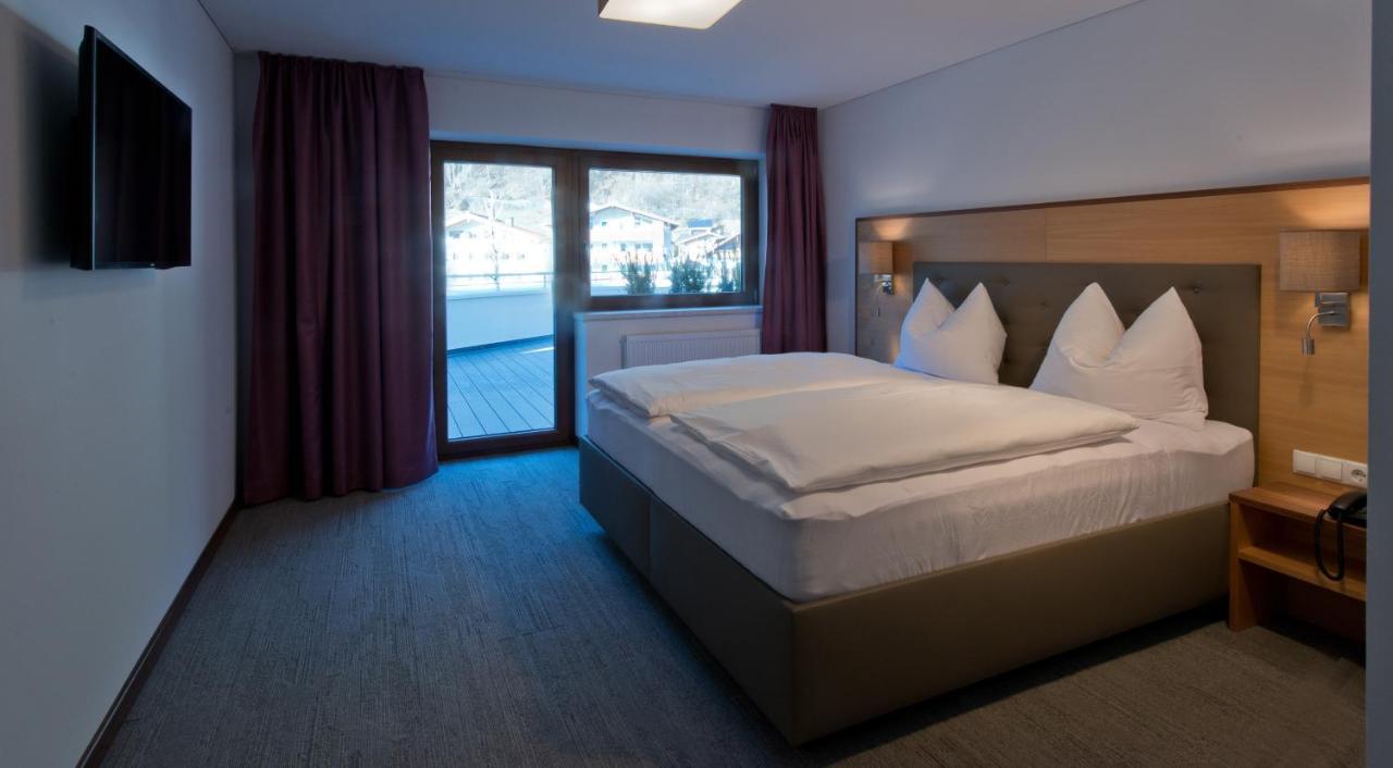 Hotel Neuwirt Zell am Ziller Exterior photo