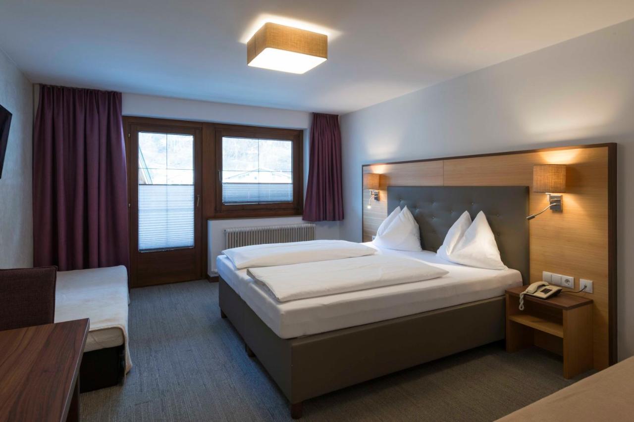 Hotel Neuwirt Zell am Ziller Exterior photo